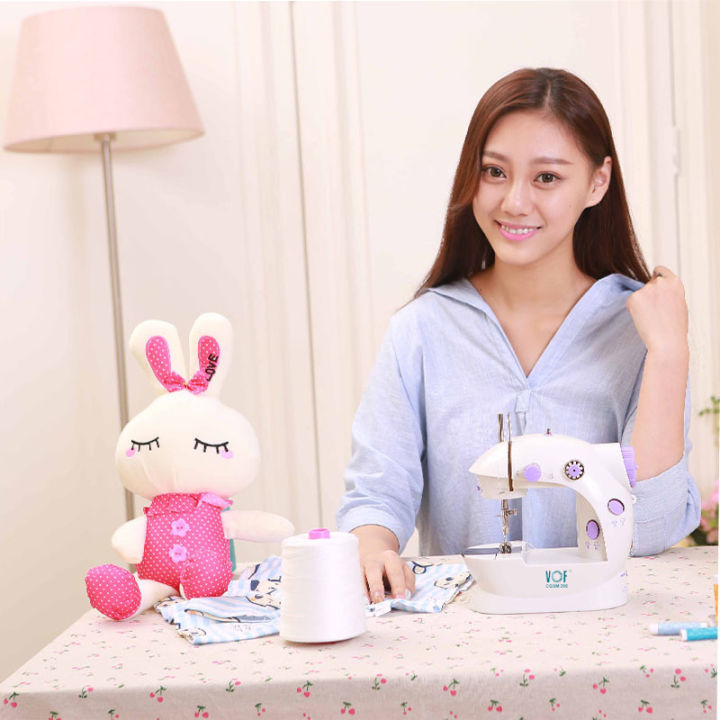 VOF%20CGSM202%20Mini%20sewing%20machine%20-%20Image%203