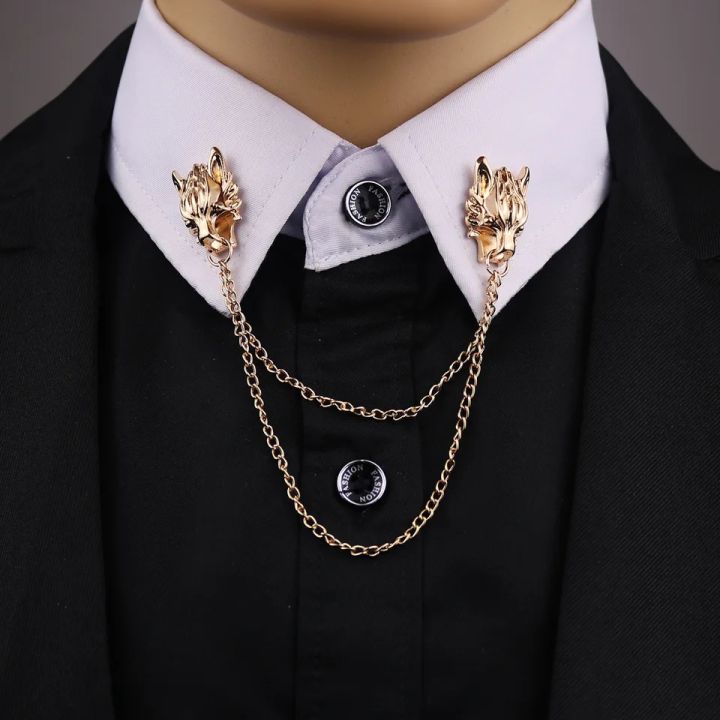 Wolf%20Pin%20Brooch%20Chain%20for%20Men%20Stylish%20Collar%20Accessory%20with%20Bold%20Head%20Design,%20Suit%20Lapel%20Decoration%20Piece%20-%20Image%202