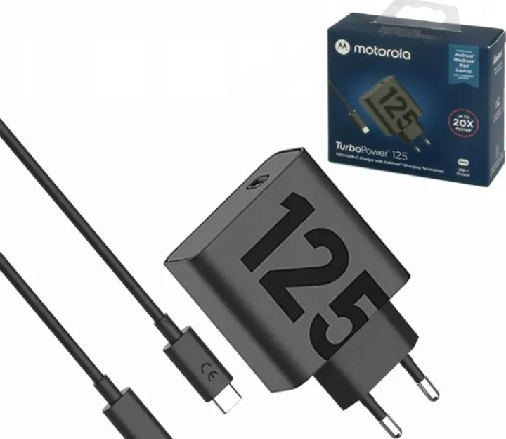 Motorola%20TurboPower%20125W%20GaN%20Charger%20with%206.5A%20USB-C%20to%20USB-C%20Cable%20-%20Image%204