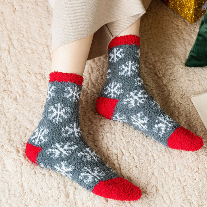 Mid%20Calf%20Socks%20Stretchy%20Christmas%20Xmas%20Ladies%20Casual%20Socks%20-%20Image%207