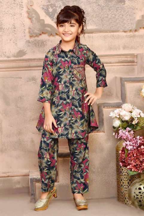 New%20Stylish%20Kids%20Co-Ord%20Set%20Premium%20Quality%20For%20Baby%20Girl%203-12Yrs%20-%20Image%206