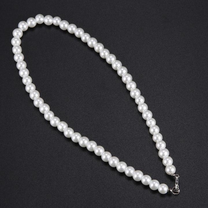 Charm Pearl Necklace w. Metal Clasp