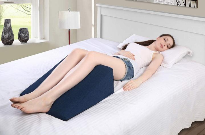 Bed%20Wedge%20Pillow%20for%20Acid%20Reflux%20for%20Sleeping%20%20Medical%20Grade%20Sponge%20%20Washable%20-%20Image%206