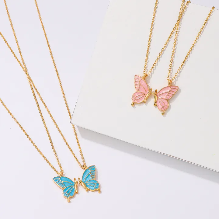 Trendy%202%20Pcs/set%20Butterfly%20Necklace%20for%20Couple%20Gift%20-%20Butterfly%20Pendant%20Card%20Necklaces%20for%20Girls%20Simple%20Stylish%20-%20Chain%20Necklace%20for%20Women%20New%20Collection%20-%20Gifts%20for%20Best%20Friend%20-%20Image%203