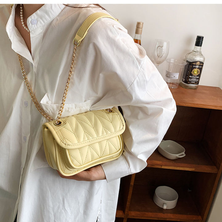 IELGY%20women's%20fashion%20chain%20one%20shoulder%20messenger%20small%20square%20bag%20-%20Image%203