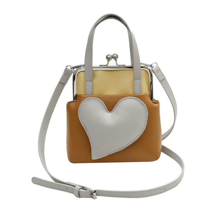 Art%20girl%20foreign%20style%20single%20new%20small%20fresh%20text%20personality%20love%20bag%20summer%202024%20shoulder%20crossbody%20clip%20small%20square%20bag%20-%20Image%207