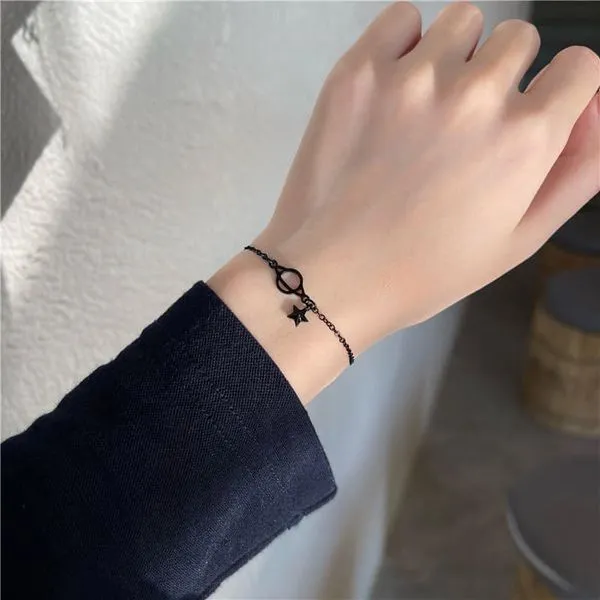 Korean%20Fashion%20Small%20Daisy%20Open%20Bracelet%20-%20Image%203