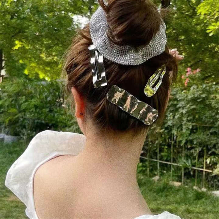 Korean%20personality%20fashion%20trendy%20metal%20large%20size%20simple%20temperament%20duckbill%20clip%20cool%20style%20broken%20hair%20clip%20at%20back%20of%20the%20head%20-%20Image%204