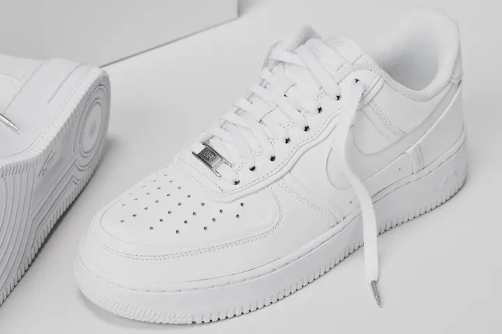 Men's%20shoe%20airforce%201%20low%20white%20sneakers%20vietnam%20-%20Image%204