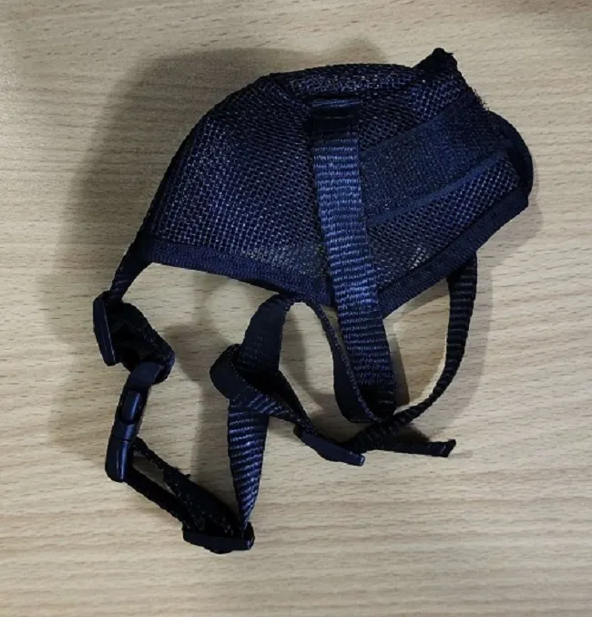 Comfortable%20Mesh%20Dog%20Muzzle%20Portable%20Prevent%20Biting%20Adjustable%20Strap%20Pet%20mask%20Soft%20Fabric%20Barking%20and%20Chewing%20Dog%20mouthpiece%20-%20Image%206