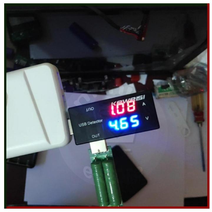 DIY%20Battery%20Charger%20Box%20for%203x18650%20Power%20Bank%20Battery%20Box%20-%20Image%207