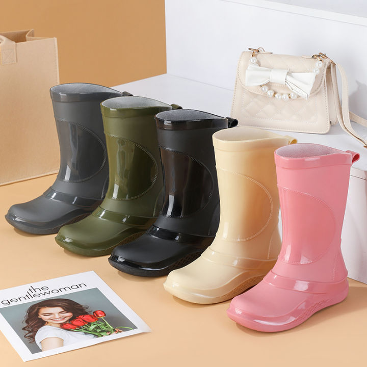 Fashion%20waterproof%20rain%20boots%20women's%20adult%20medium%20cut%20rain%20boots%20buckle%20Korea%20water%20shoes%20martin%20boots%20snow%20boots%20motorcycle%20boots%20wholesale%20-%20Image%202