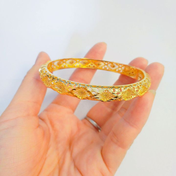 Brass%20gold-plated%20hollow%20ancient%20bracelet%20light%20luxury%20style%20women's%20Douyin%20same%20bracelet%20fashion%20forest%20women's%20hand%20-%20Image%202