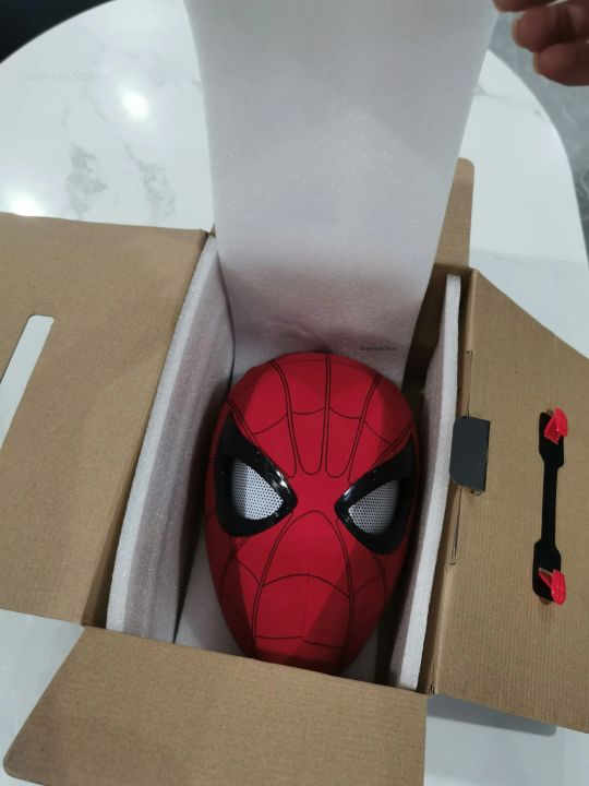 Halloween%20Mascara%20Spiderman%20Headgear%20Cosplay%20Moving%20Eyes%20Electronic%20Mask%20Spider%20Man%201:1%20Remote%20Control%20Elastic%20Toys%20for%20Adults%20Kids%20GiftDolls%20Accessories%20-%20Image%203