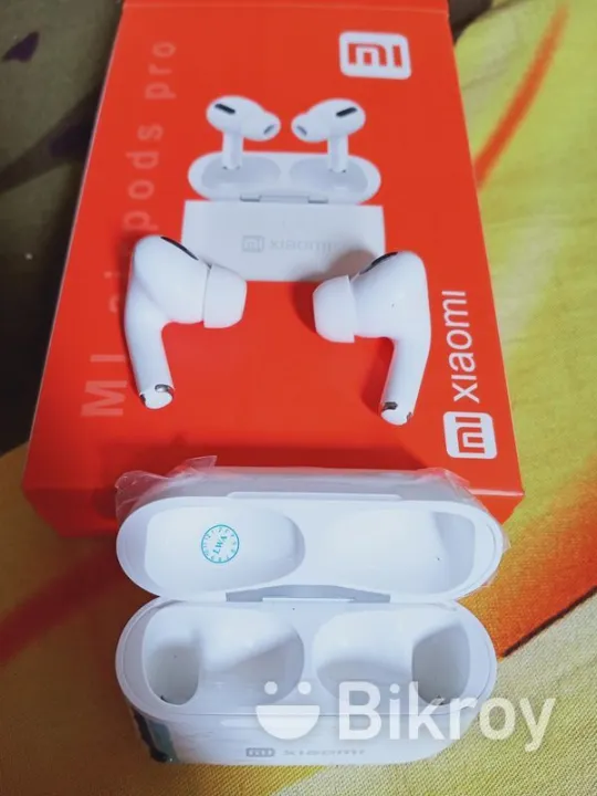 Mi%20Xiaomi%20Airpods_Pro%20Wireless%20Bluetooth%20TWS%20Earbuds%20(303002255)%20-%20Image%204