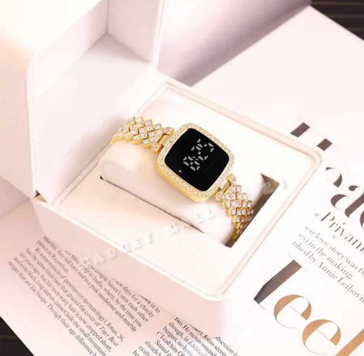 LED%20Display%20Digital%20Touch%20Screen%20Gorgeous%20Look%20Fashion%20Wristwatch%20For%20Girls%20Women%20-%20Image%204