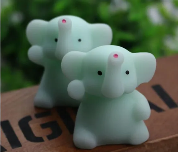 Light%20Green%20Color%20Elephant%20Squishy%20-%20Image%202