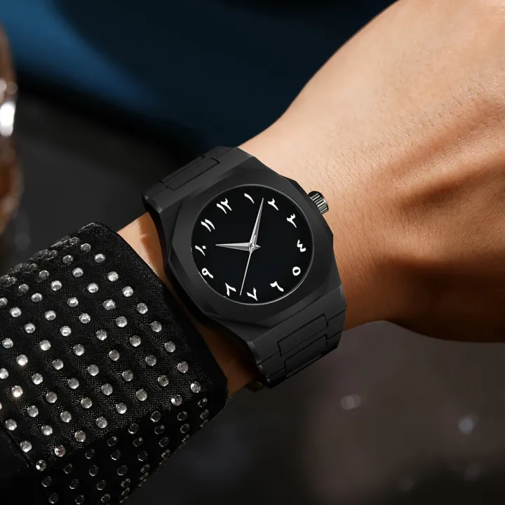 Arabic%20Aura%20Watch%20%E2%80%93%20Carbon%20Fiber%20Look%20Body%20with%20Sleek%20&%20Modern%20Design%20-%20White%20X%20Green%20-%20Image%207