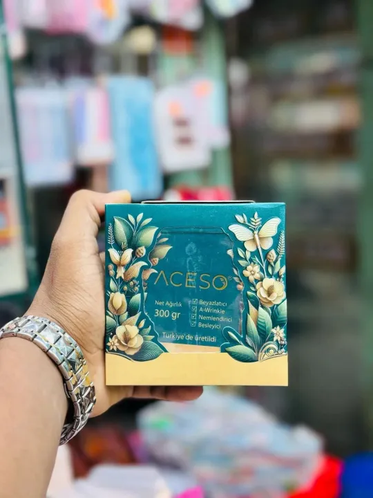 ACESO%20Whitening%20Body%20Cream%20300gm%20-%20Image%203