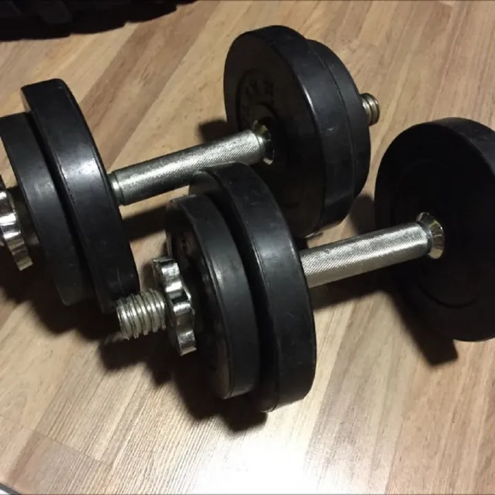 1,25%20KG%20,,8PCS%20PLATE%20=10KG%20AND%202PCS%2010%20INCHE%20ROOT,,Combo%20Pack%20of%20Eight%20Pieces%20Dumbbell%20Set%20With%20Two%20Sticks%20-%2010Kg%20-%20Black%20and%20Silver%20-%20Image%202