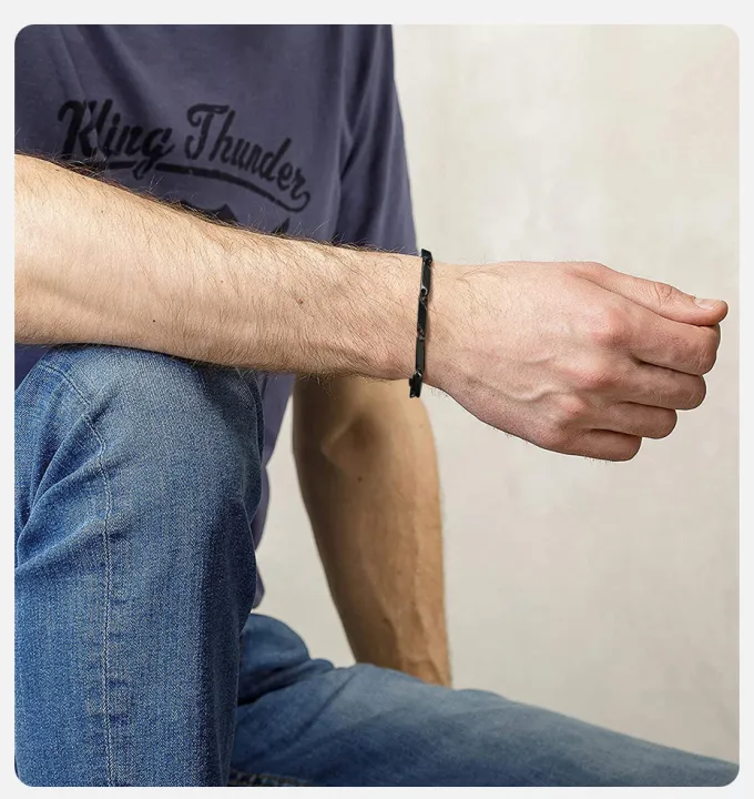 Black%20Metal%20Bracelet%20For%20Men-%20Rice%20Black%20Stylish%20Chain%20Bracelet%20-%20Image%204