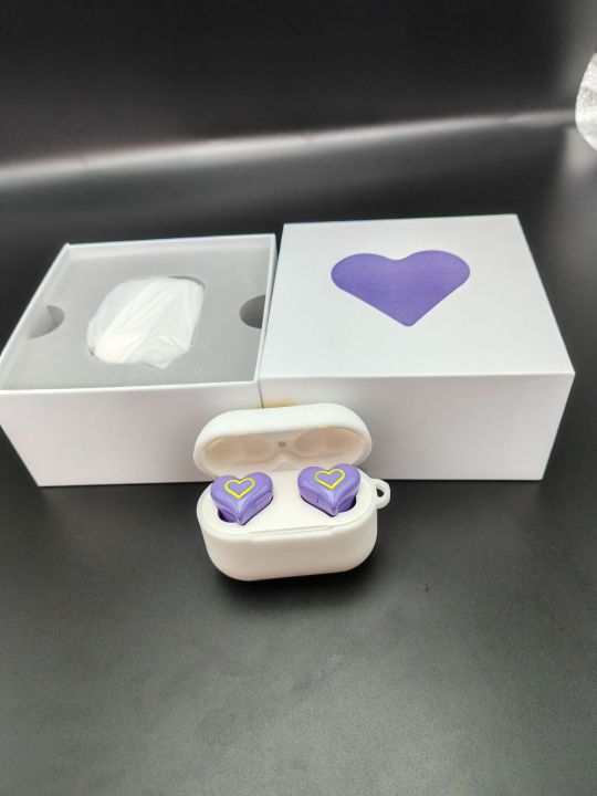 New%20heartbuds%20love%20earphones,%20heart-shaped%20headphones,%20cute%20girls,%20wireless%20bluetooth%20headphones%20with%20colored%20lights%20-%20Image%205