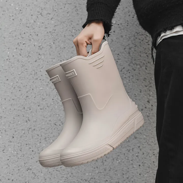 2024%20New%20Rain%20Boots%20Fashion%20Mid-Barrel%20Men's%20Thick-soled%20Waterproof%20Shoes%20Non-slip%20Rain%20Boots%20Adult%20Fishing%20Takeaway%20Rubber%20Shoes%20-%20Image%204