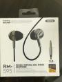 Remax Earphone RM: 595. 