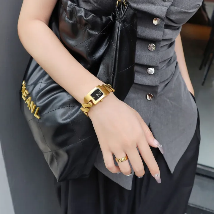 Elegant%20Luxury%20Full%20Diamond%20Quartz%20Watch%20/%20Ladies%20Korean%20Fashion%20Rhinestone%20Wristwatch%20-%20Image%204