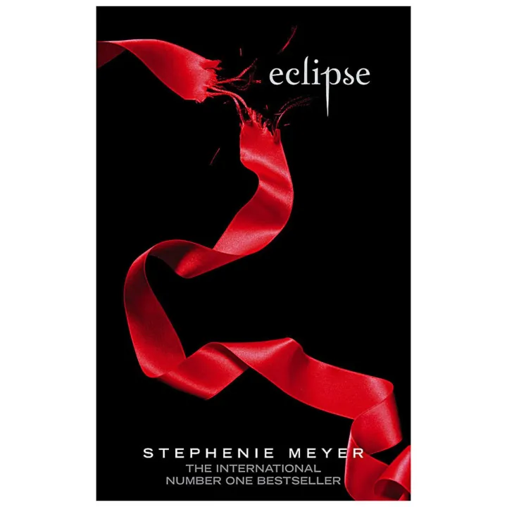 Eclipse%20(Twilight%20Sagas)%20by%20Stephenie%20Meyer%20-%20Image%202
