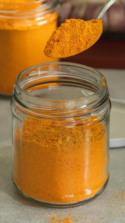 Premium%20Turmeric%20Powder%20%7C%20100%25%20Natural%20%7C%20Pure%20Holud%20Powder%20%7C%20No%20Artificial%20Color%20%7C%20No%20Preservatives%20-%20Image%204