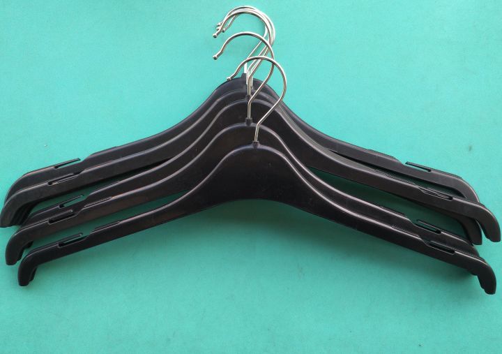 12%20Pcs%20Plastic%20Hanger%20Best%20For%20Adult%20&%20Kids%20Clothing%20Items%20-%20Image%202