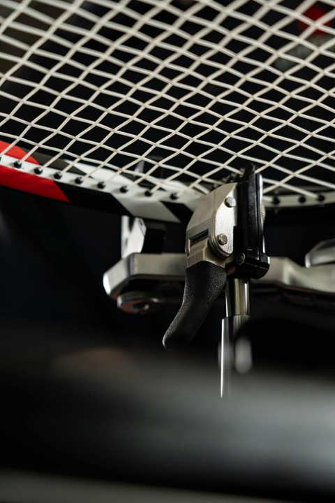 LI-NING%20High%20repulsion%20power%20badminton%20string%200.65mm-%20White%20-%20Image%203