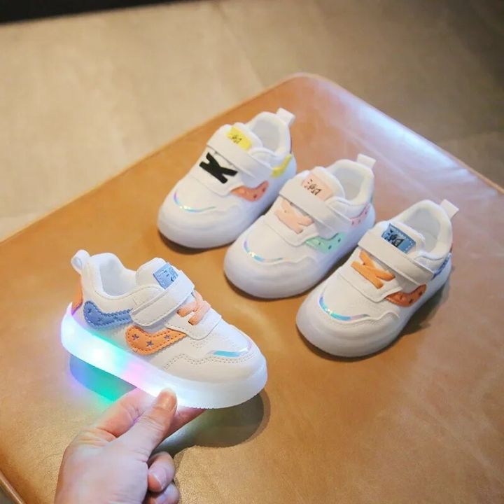 Baby%20Led%20Shoes%20For%20Boys%20Girls%20Luminous%20Toddler%20Shoes%20For%20Kids%20Soft%20Bottom%20Sneakers%20With%20LED%20Lights%20Glowing%20tenis%20-%20Image%204