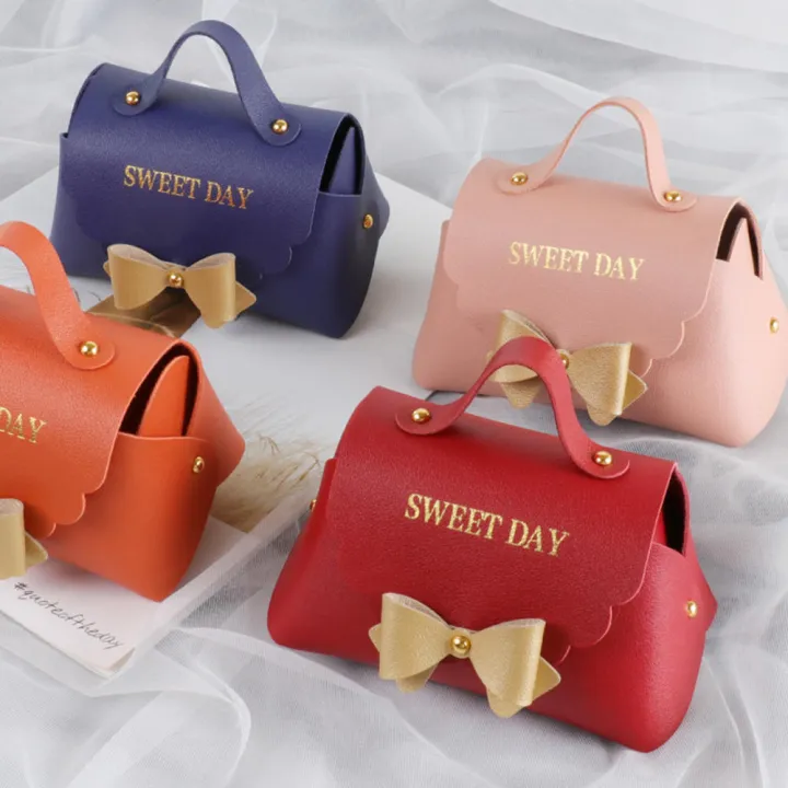 Wedding%20Gift%20Box%20Bag%20Chocolate%20Box%20Wedding%20Handbag%20Candy%20Boxes%20Creative%20Leather%20Gifts%20Box%20Wedding%20Favors%20Box%20Leather%20Gift%20Box%20Bag%20-%20Image%208