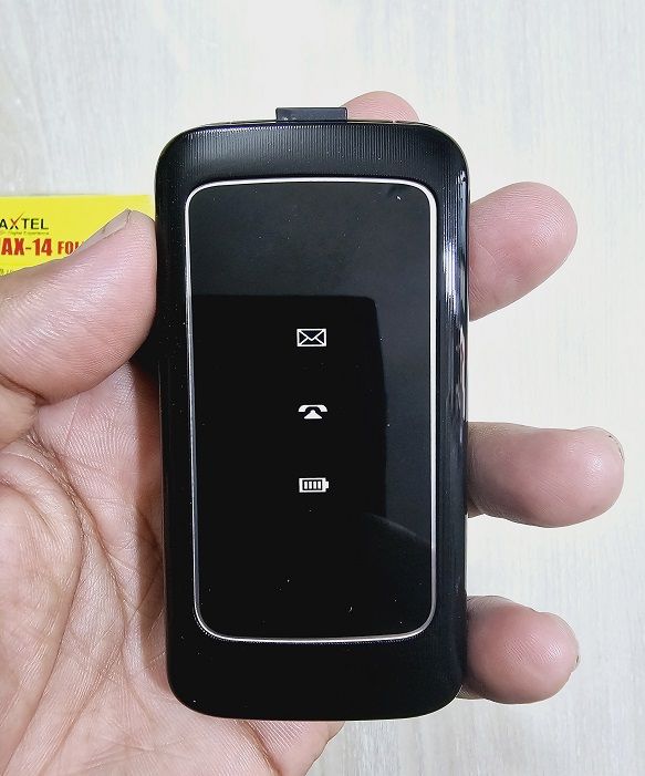 Maxtel%20Max%2014%20Folding%20Mobile%20Phone%20Dual%20Sim%20Blue%20-%20Image%204