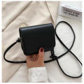 Fashionable Mini Bag Square-shaped Shoulder Bag Square Crossbody Bag Stylish Summer Handbag Mini Bag With Acrylic Chain. 