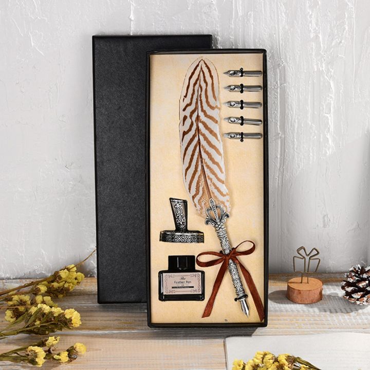 Retro%20Calligraphy%20Feather%20Dip%20Pen%20with%205%20Nib%20Set%20Quill%20Fountain%20Writing%20Creative%20Vintage%20Stationery%20Classic%20Gift%20Box%20without%20Ink%20-%20Image%206