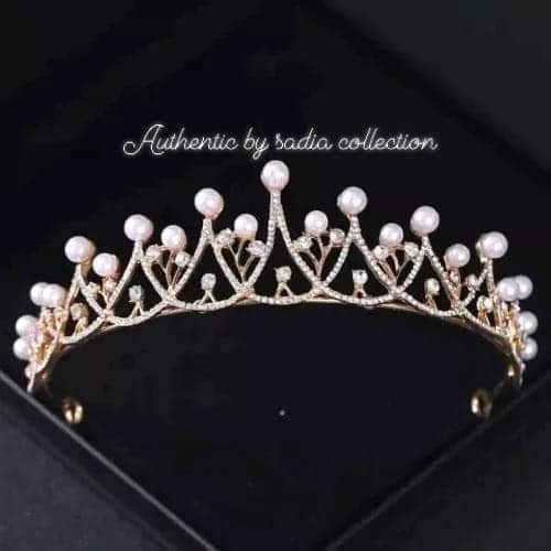 pearl%20Hijab%20Crown/Headpiece%20-%20Hair%20Band%20-%20Image%203