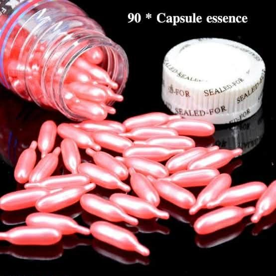 Facial%20Essence%20Vitamin%20E%20Facial%20capsule%20-90pcs%20(Glamorous%20Gallery)%20-%20Image%203