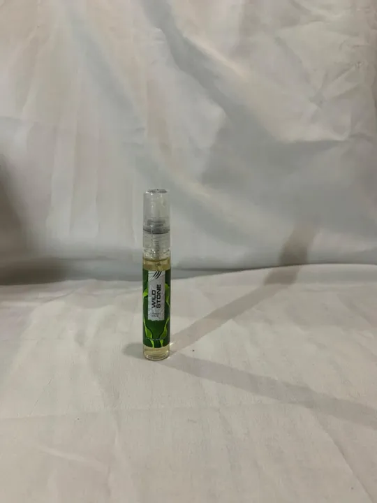 Wild%20Stone%20Forest%20Spices%20Long%20Lasting%20Perfume%20for%20Men,%2010ml,%20A%20Sensory%20Treat%20for%20Casual%20Encounters,%20Blend%20of%20Masculine%20Fragrances%20-%20Image%203