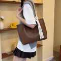 Autumn and winter large-capacity solid color 2024 new trendy casual fashion one-shoulder texture commuter tote shoulder bag. 