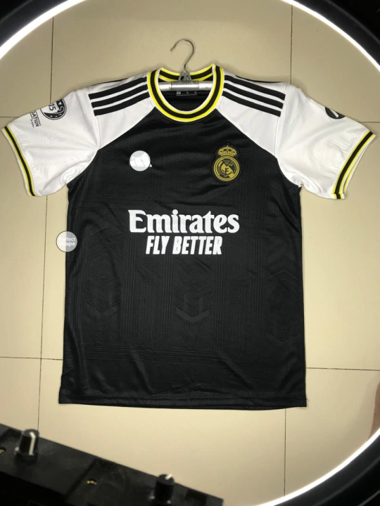 Real%20Madrid%20(With%20Embroidery)%20Jersey%20Football%20Jersey%20Black%20-%20White%20Premium%20Jersey%20-%20Image%207