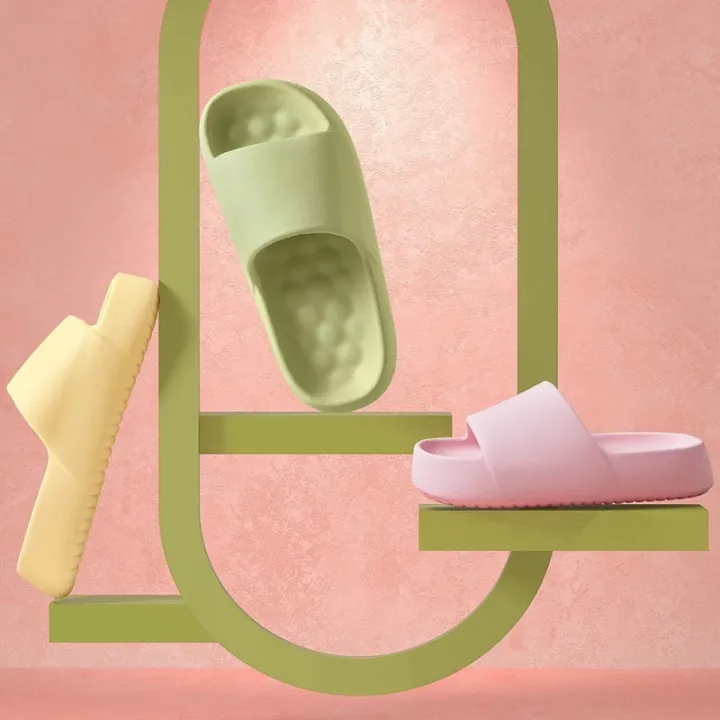 Thick%20Sole%20Summer%20Beach%20Slides%20Men%E2%80%99s%20Bathroom%20Anti-Slip%20Slipper%20Soft%20Sandals%20Fashion%20Women%20Flip-Flops%20Shoes%20-%20Image%204