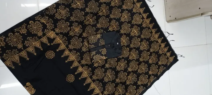 Occasional%20Dress/Couple%20Set/Matching%20Dress/Traditionally%20Dress/Sari%20And%20Panjabi-%20Block%20Print%20Saree%20&%20Panjabi%20-%20Sari%20-%20Saree%20-%20%E0%A6%B6%E0%A6%BE%E0%A7%9C%E0%A6%BF%20-%20Image%206