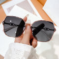 Polarized Gradient Sunglasses For Women, Fashionable And Retro Women's Glasses With A Zipper Glasses Case.
