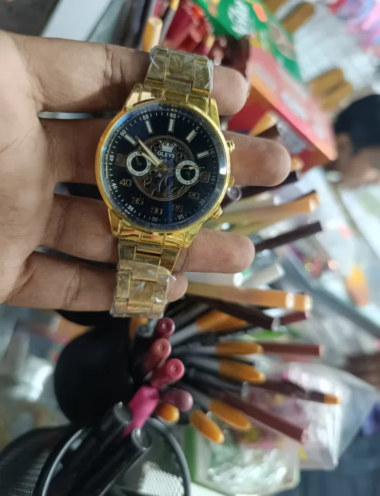 Golden%20Watch%20For%20Men/Analog%20Men's%20Luxury%20Stainless%20Steel%20Watch%20for%20Men%20-%20Image%203