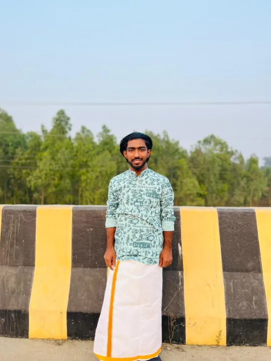 Dutti Rahi Trendy Unstitched Tamil Dhuti (6 Hat Dhuti) For Man | Daraz.com.bd