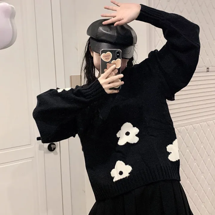 Embroidered%20Little%20Flower%20Pullover%20Sweater%20for%20Female%20Students%20Autumn%20and%20Winter%20New%20Korean%20Style%20Contrast%20Color%20Idle%20Style%20Loose%20Outer%20Wear%20Sweater%20-%20Image%203
