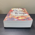 Last Argument of Kings ( The First Law #3 ) ( Book by Joe Abercrombie ) ( Premium Paper and Matte Cover ). 